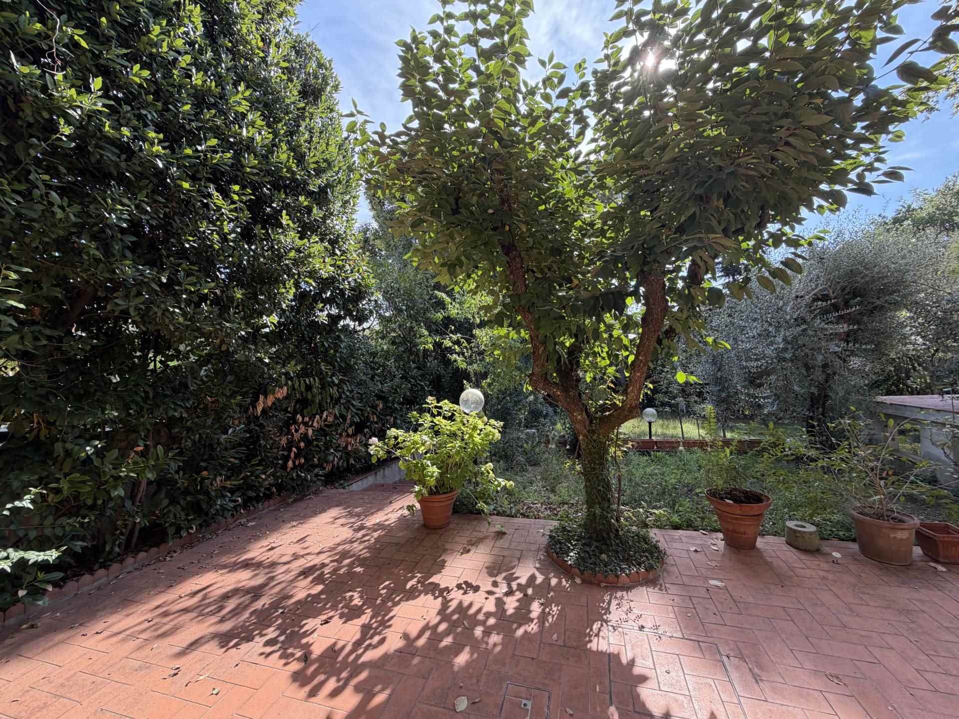 Casa indipendente da ristrutturare a Firenze