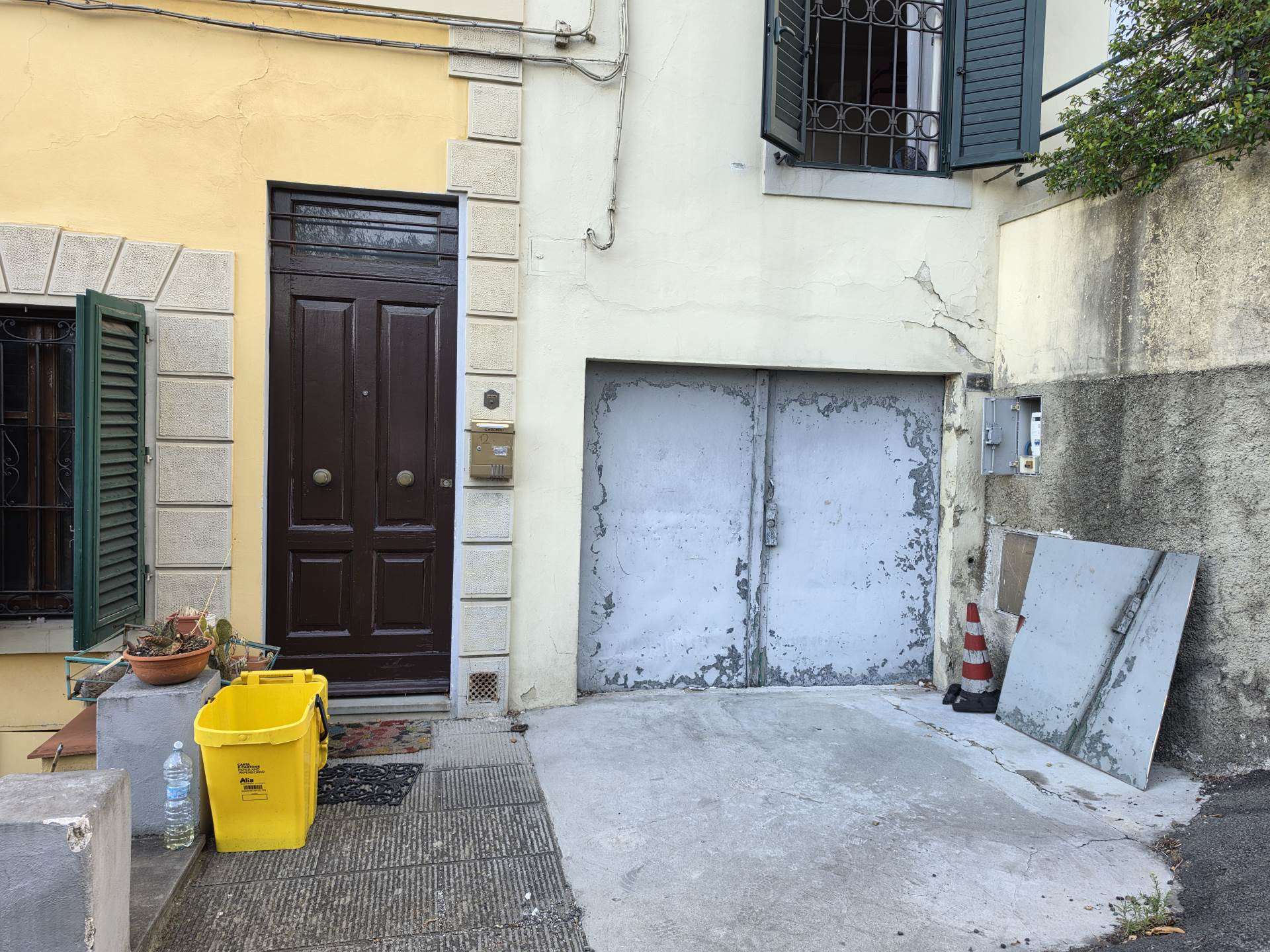 Casa indipendente con terrazzo a Firenze