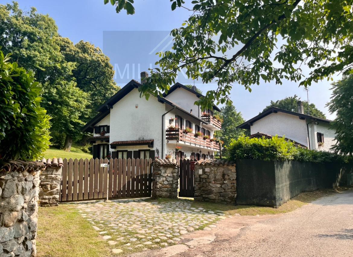 Rustico con giardino a Arona