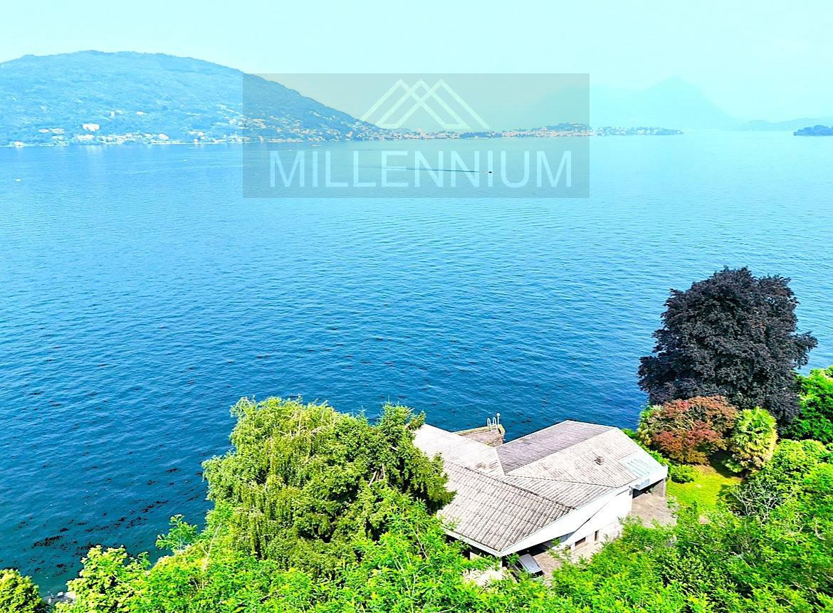 Villa con giardino a Stresa