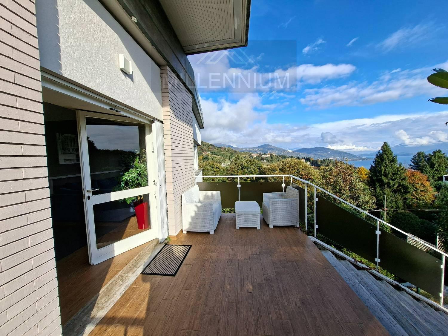 Villa in vendita a Arona