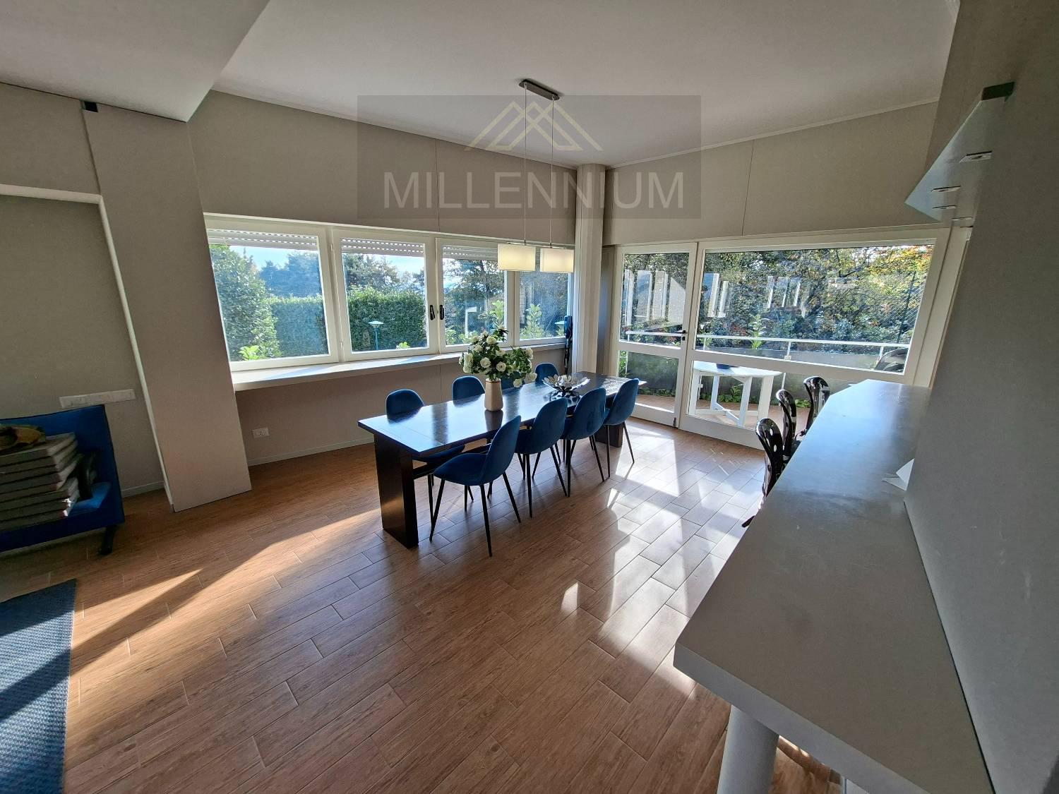 Villa in vendita a Arona