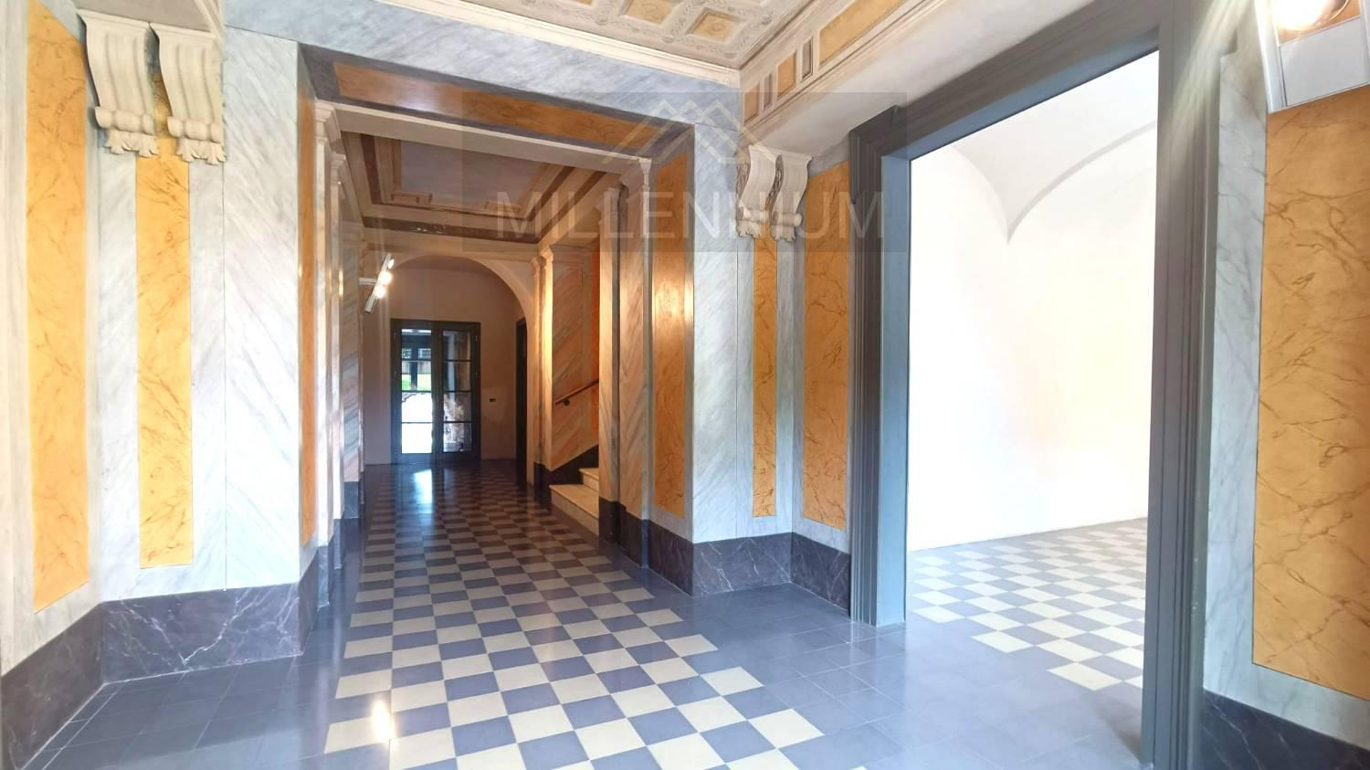 Appartamento in vendita a Arona