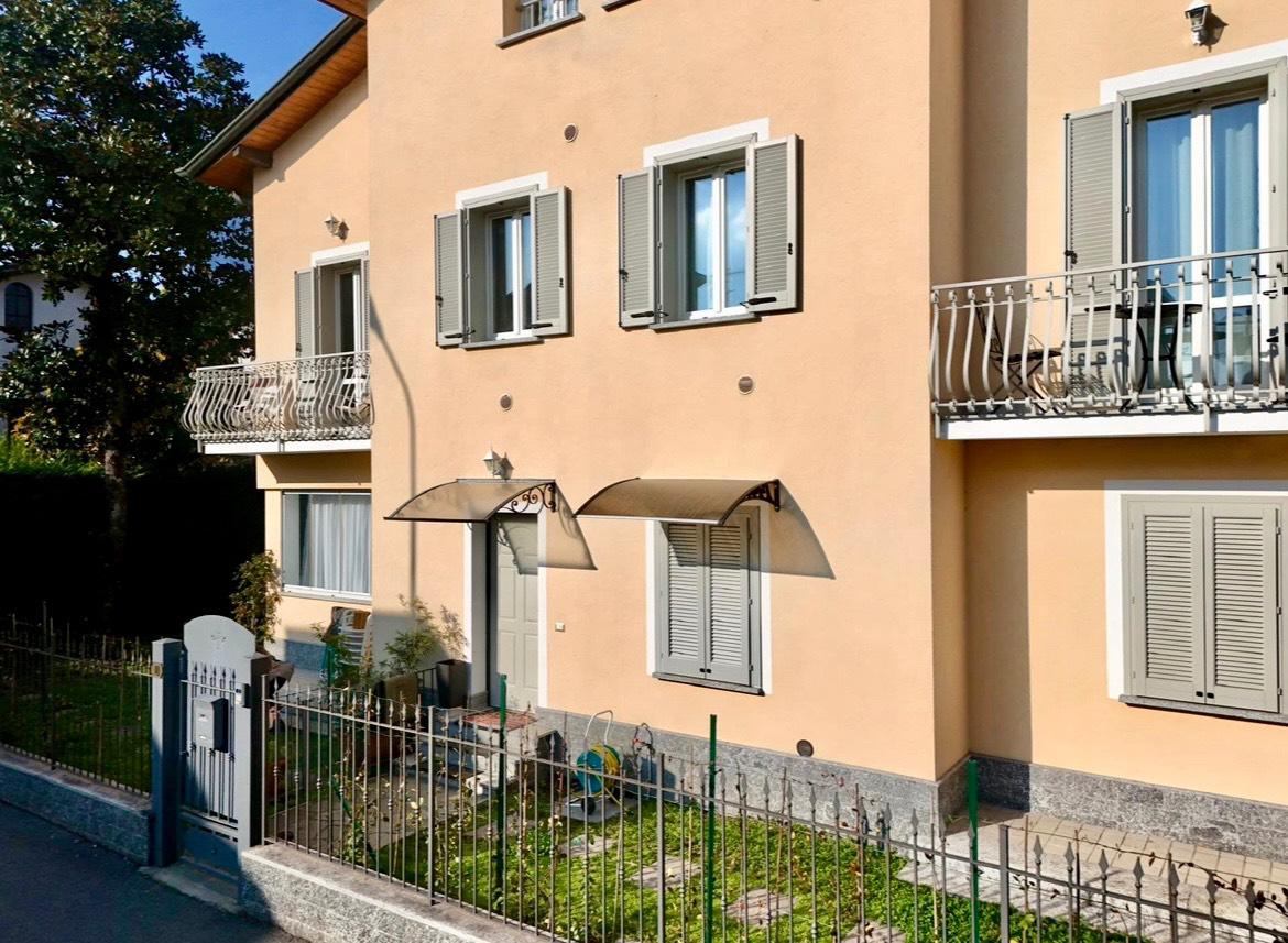 Quadrilocale arredato in affitto a Arona