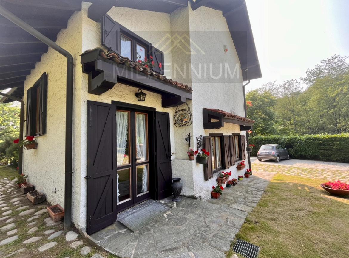 Rustico con giardino a Arona