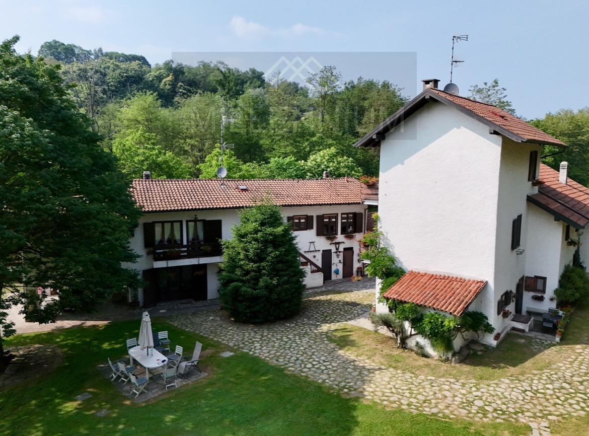 Rustico con giardino a Arona