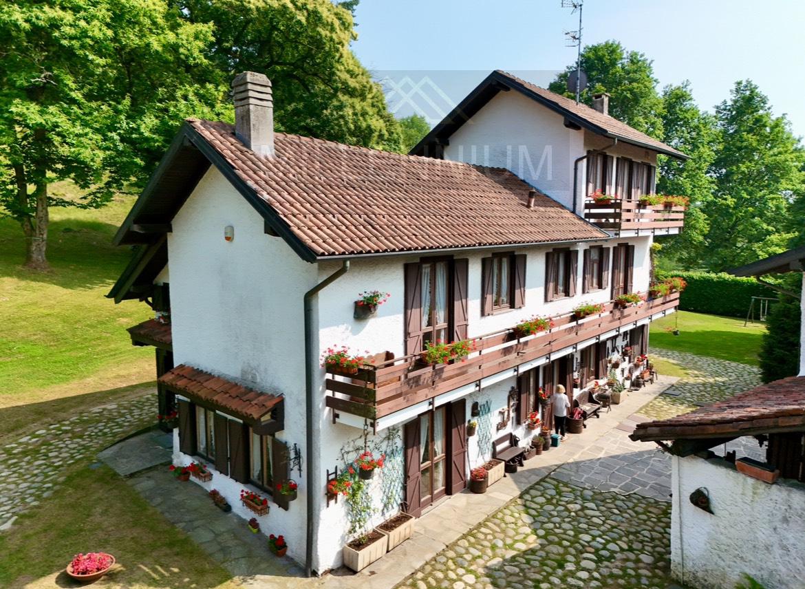 Rustico con giardino a Arona