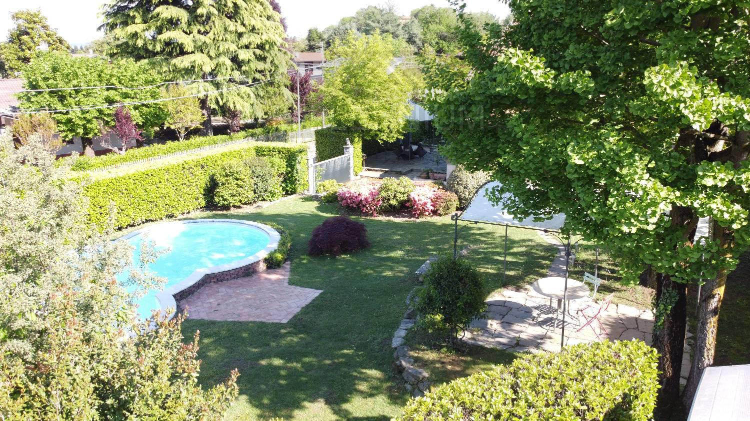 Villa in vendita a Arona