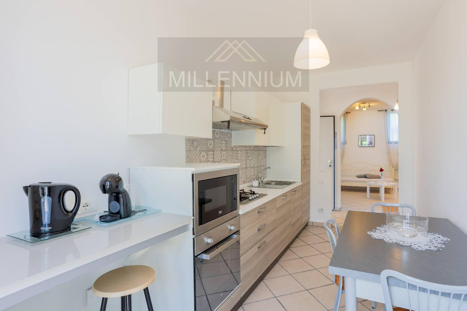 Villa in vendita a Dormelletto