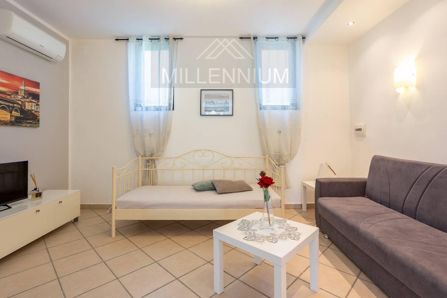 Villa in vendita a Dormelletto