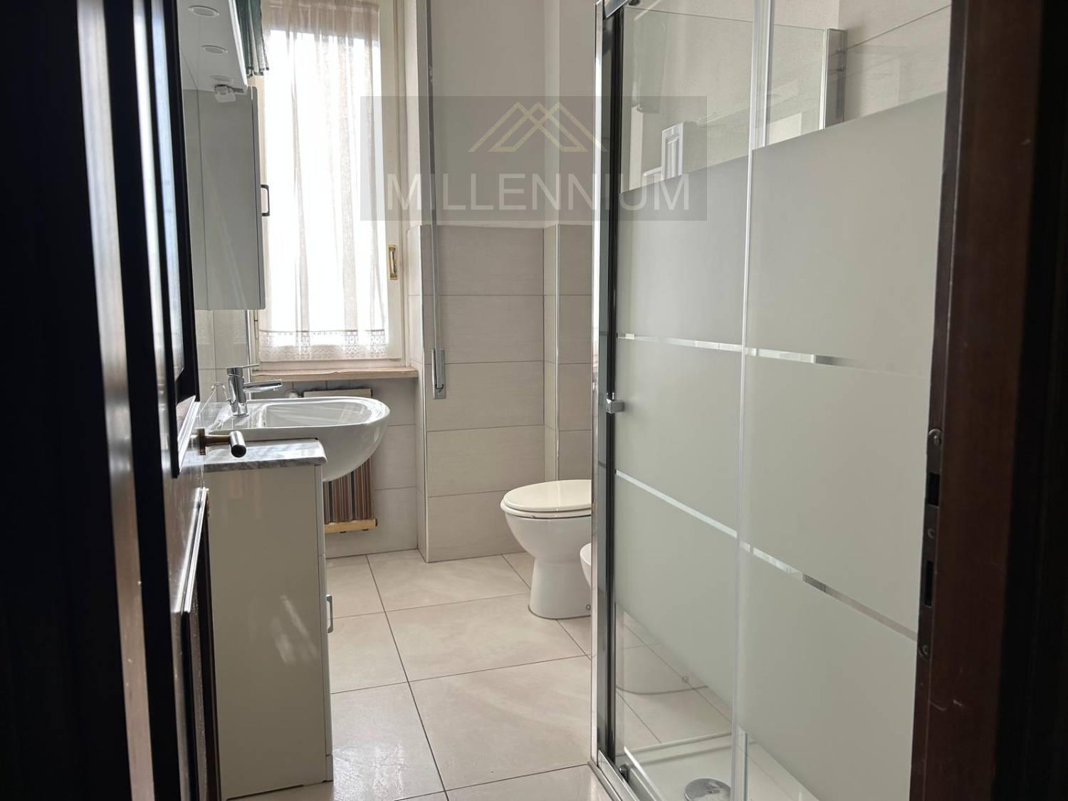 Trilocale in affitto a Arona