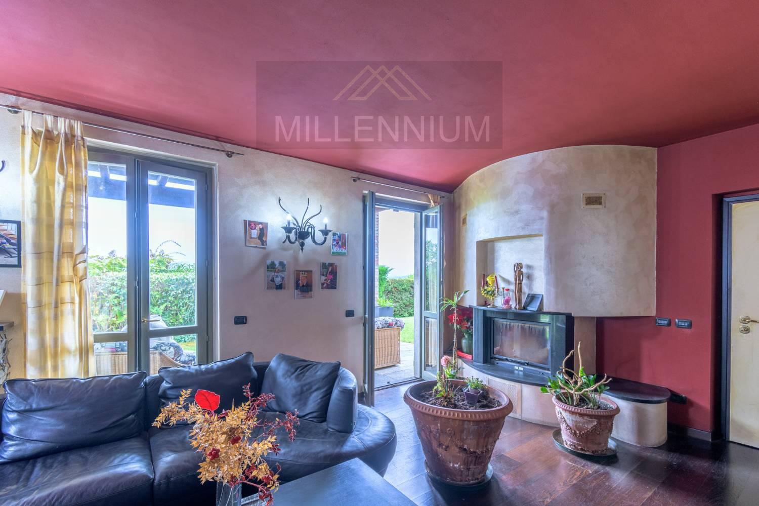 Villa con giardino a Arona