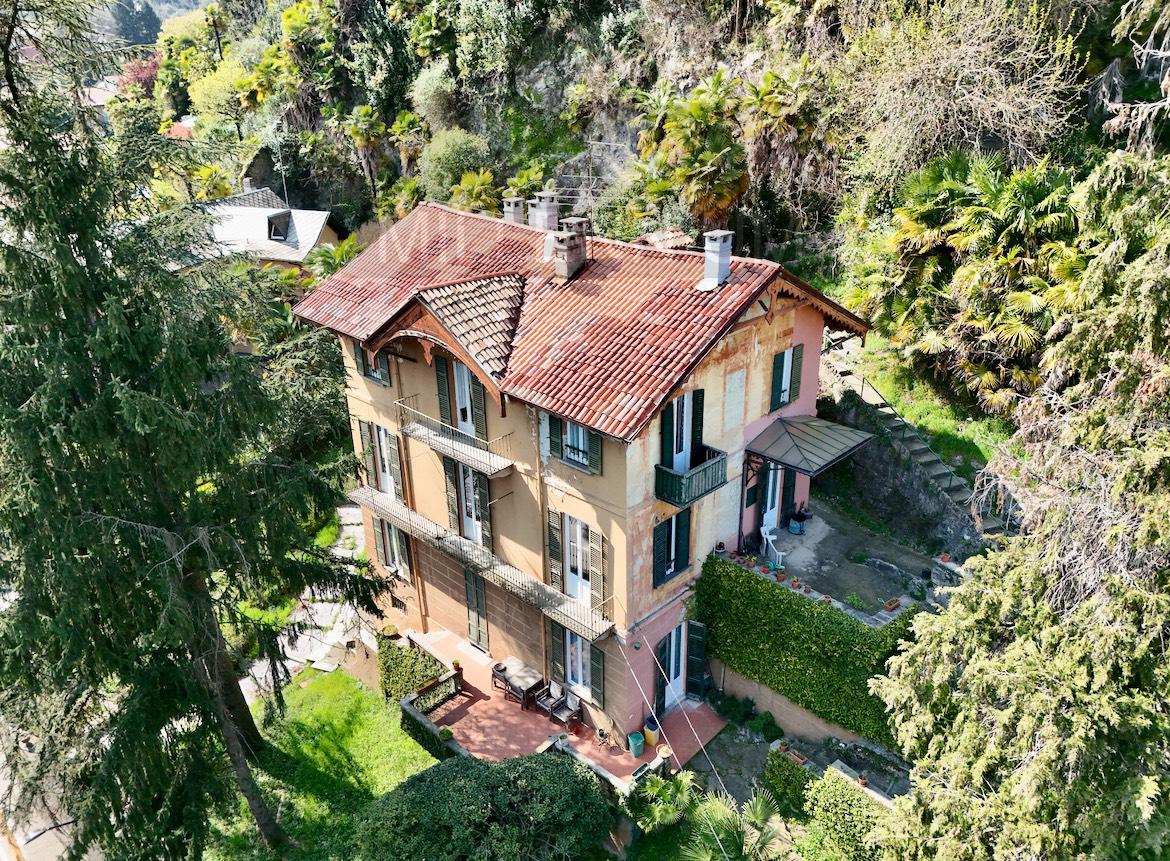 Villa in vendita a Arona