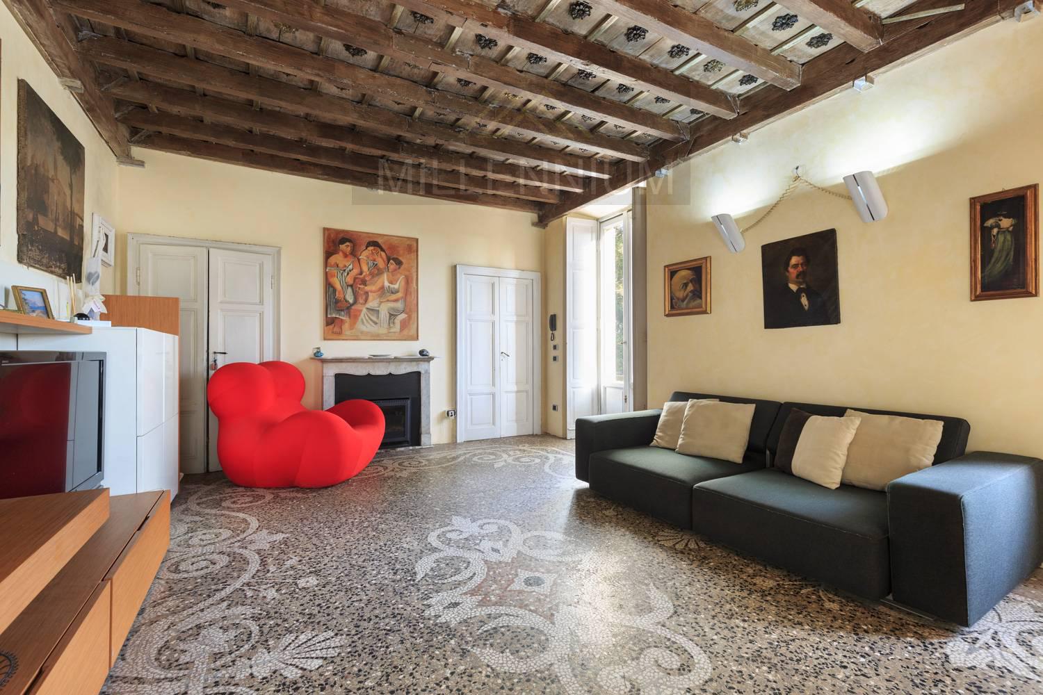 Villa in vendita a Arona