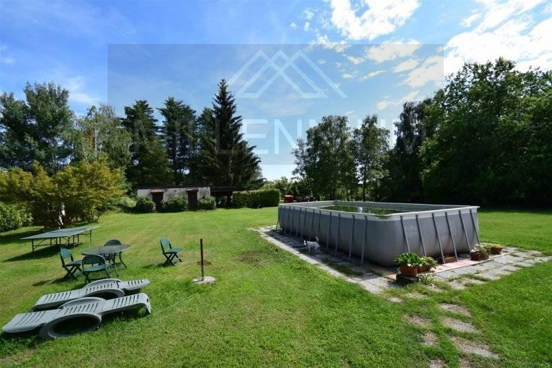 Rustico con giardino a Arona