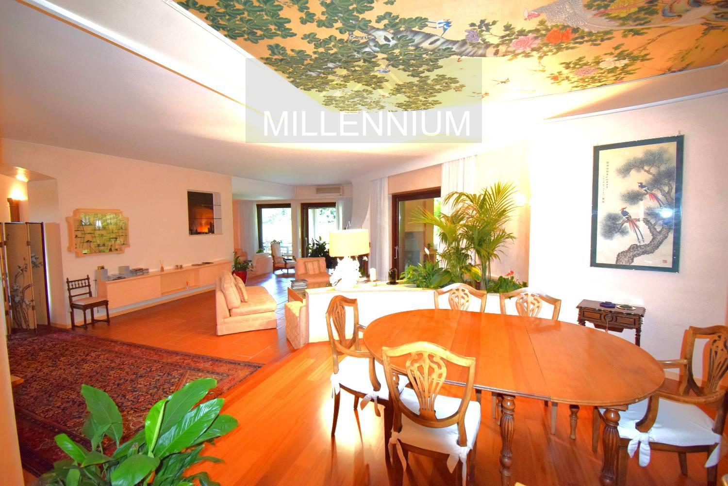 Villa in vendita a Arona