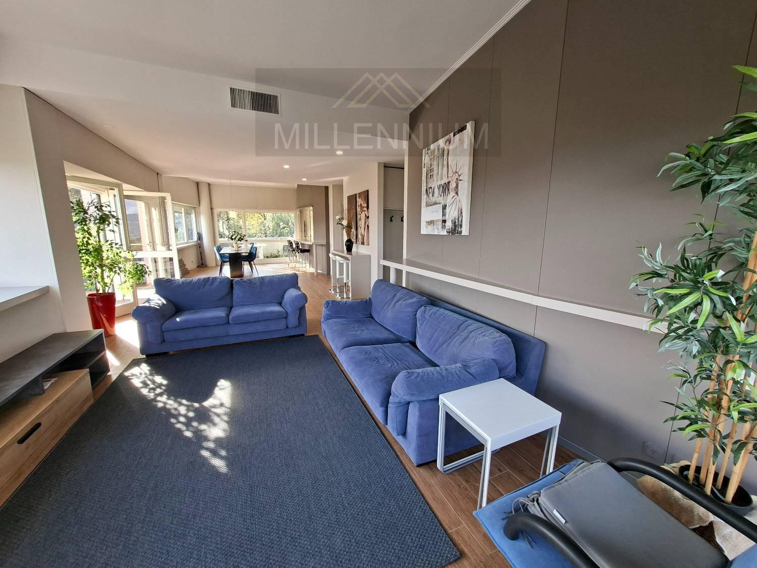 Villa in vendita a Arona