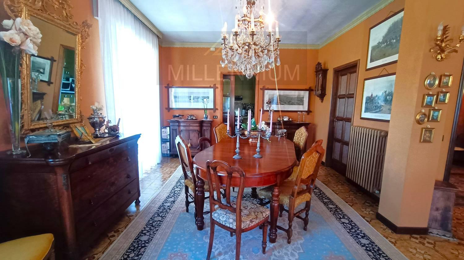 Laboratorio con giardino a Dormelletto