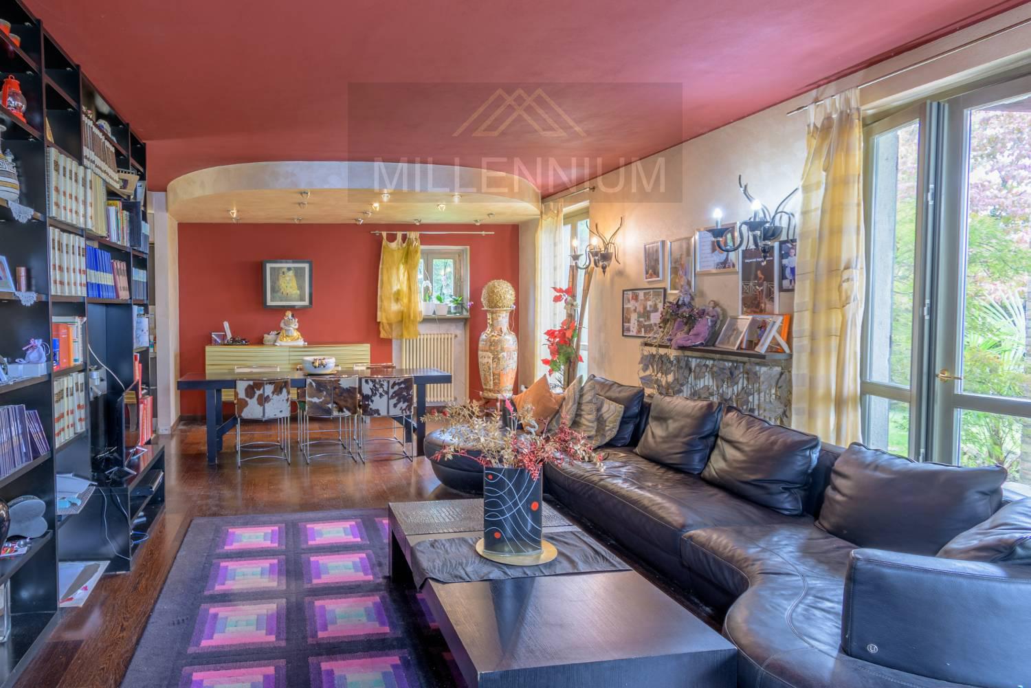 Villa con giardino a Arona