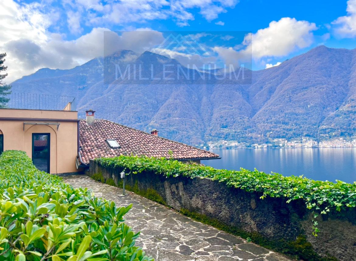 Trilocale in vendita a Nesso