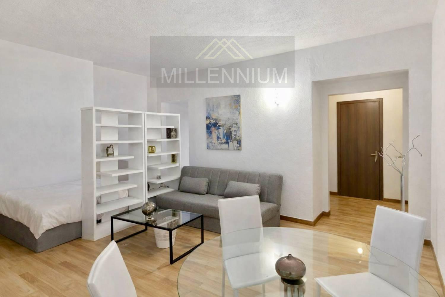 Monolocale con box a Arona