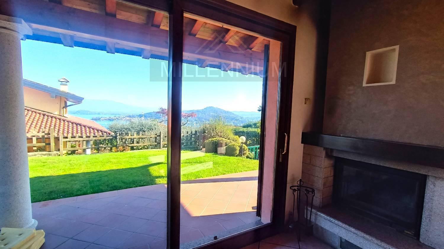 Villa in vendita a Meina