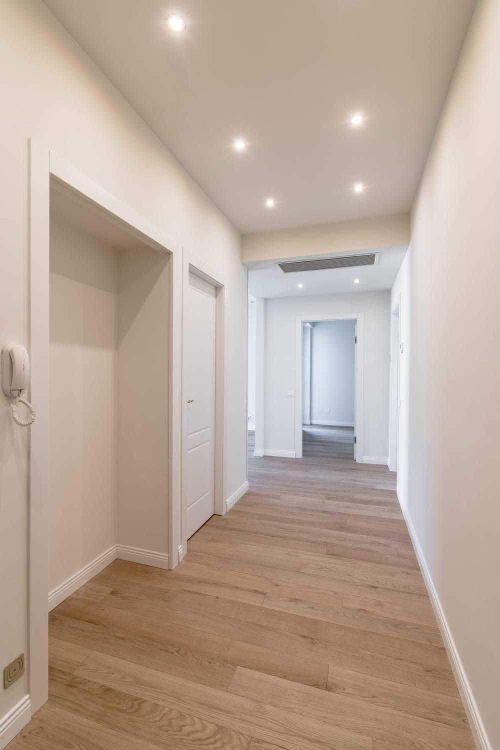 Quadrilocale in vendita a Arona