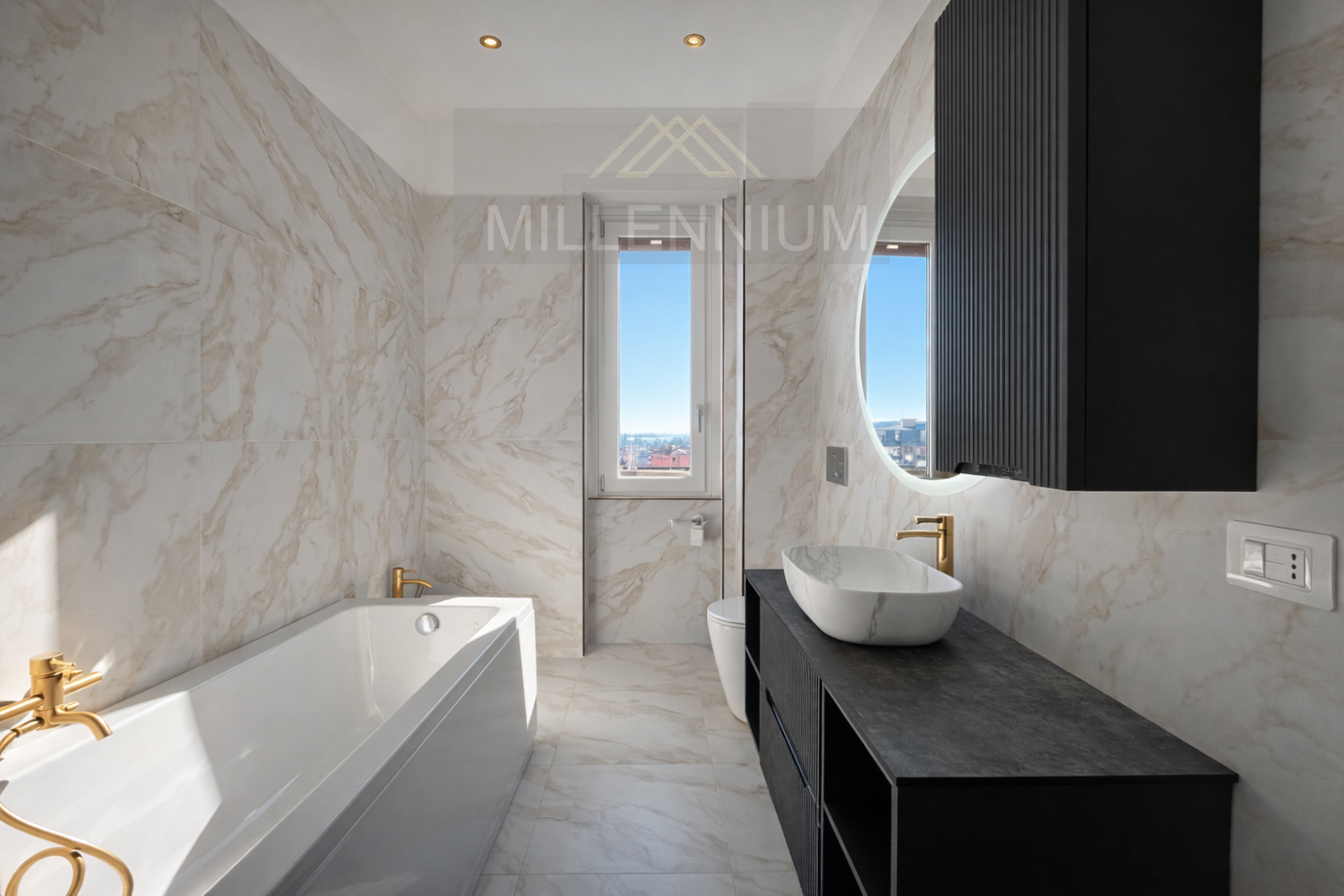 Quadrilocale in vendita a Arona