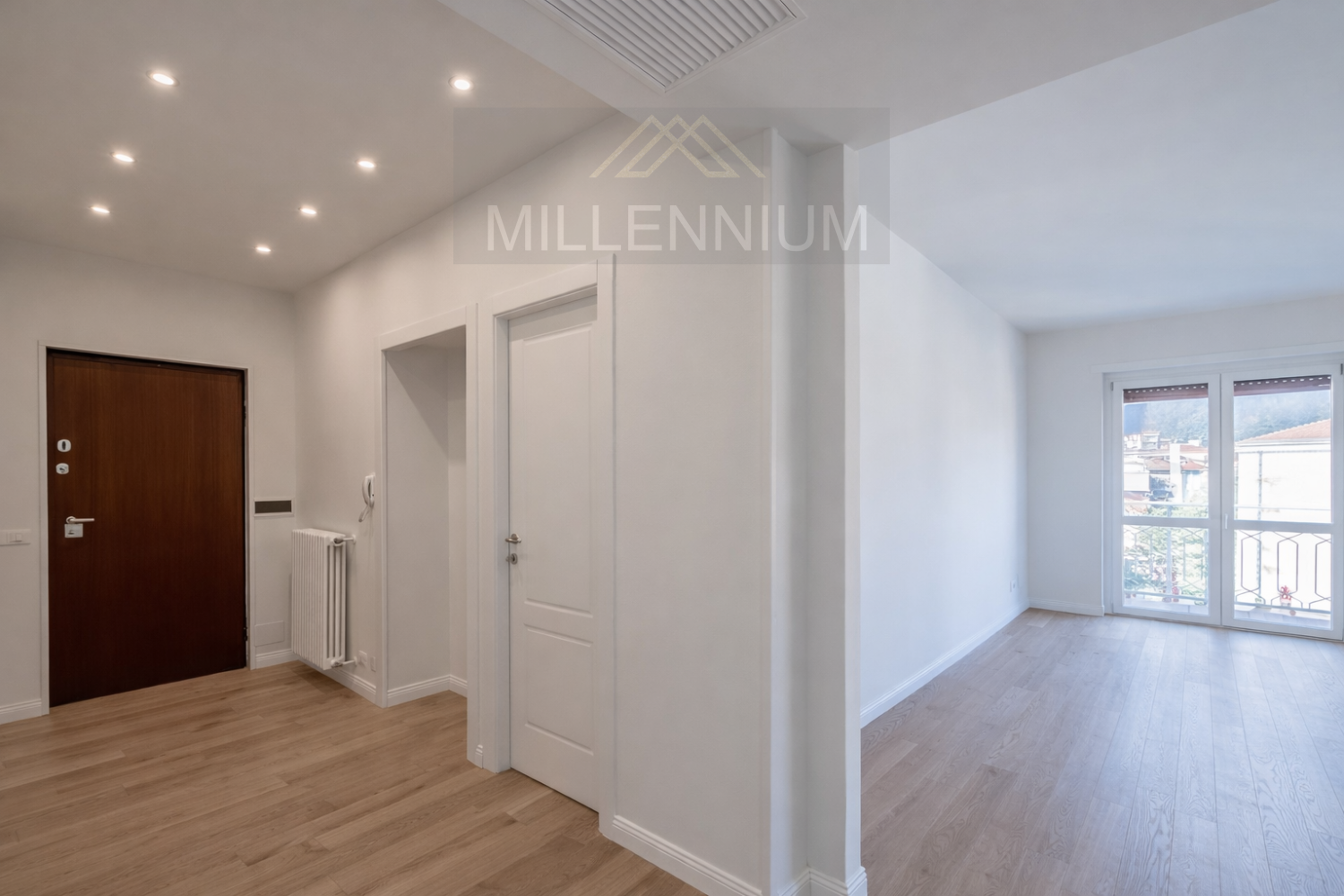 Quadrilocale in vendita a Arona