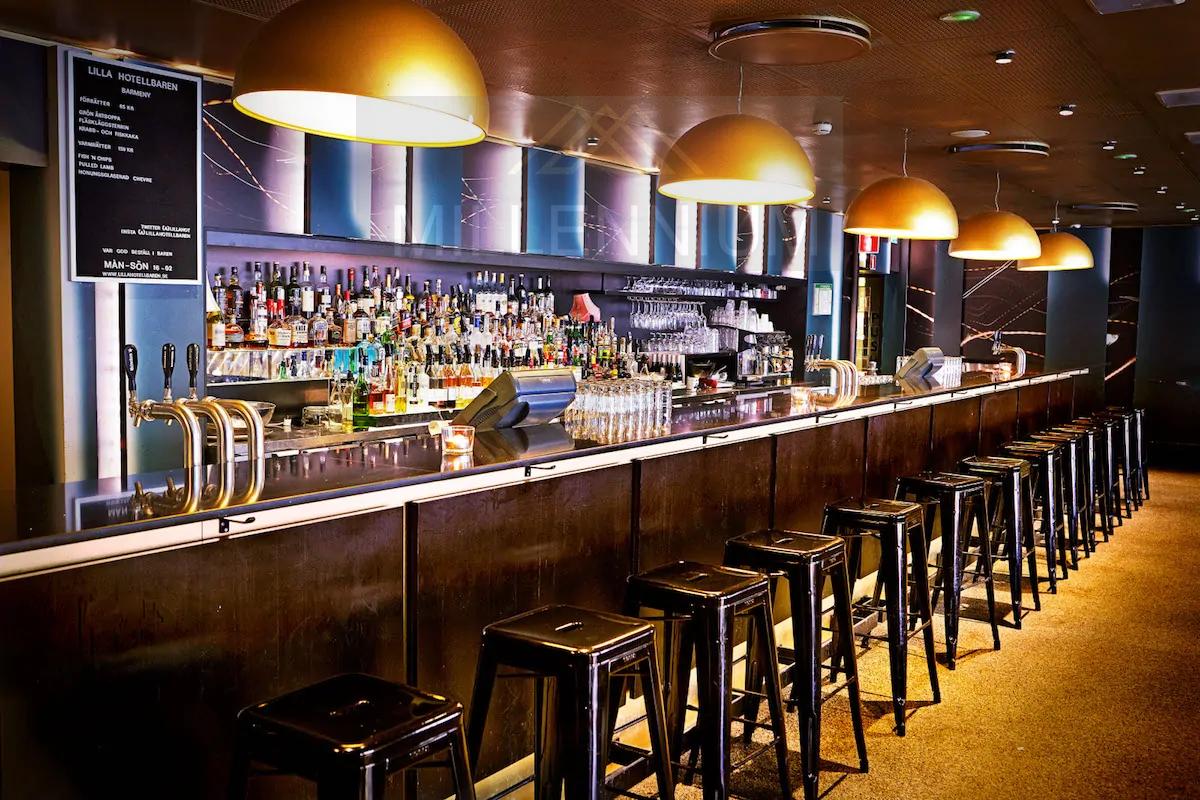 Attivit� commerciale Bar e tabacchi in vendita a Arona