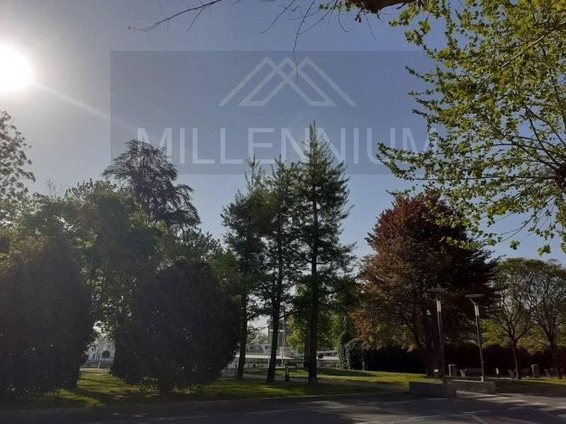 Attivit� commerciale Bar e tabacchi in vendita a Arona