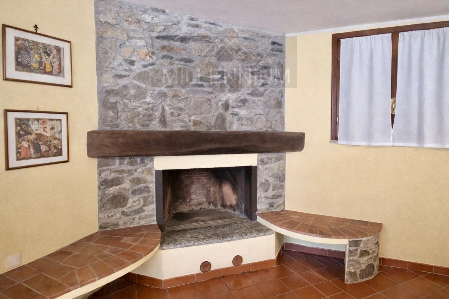 Villa in vendita a Meina