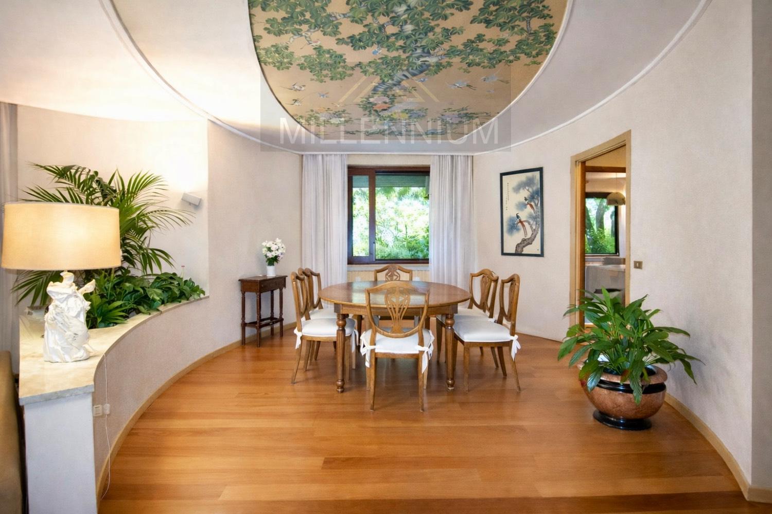 Villa in vendita a Arona