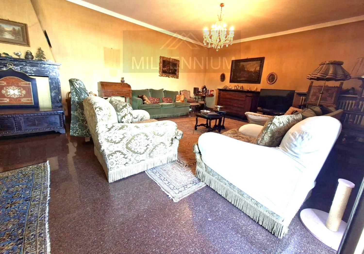 Appartamento in vendita a Arona