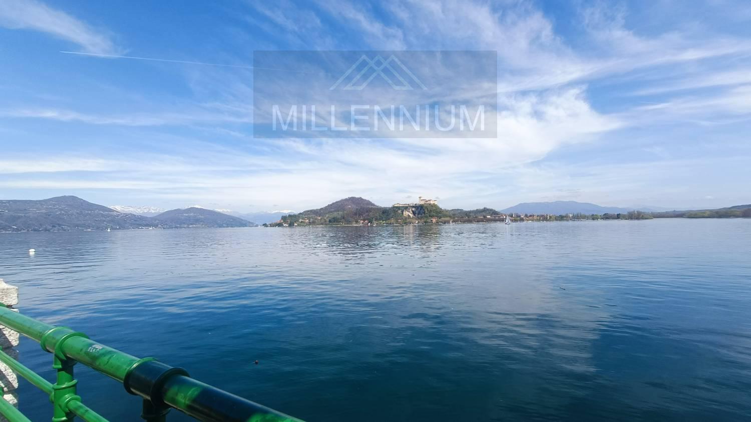 Appartamento arredato in affitto a Arona