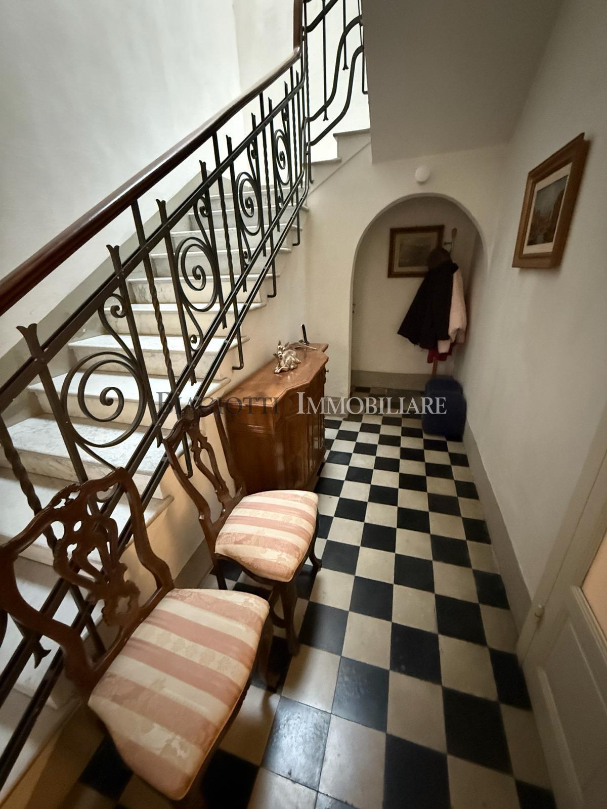 Casa indipendente con giardino, Livorno calzabigi