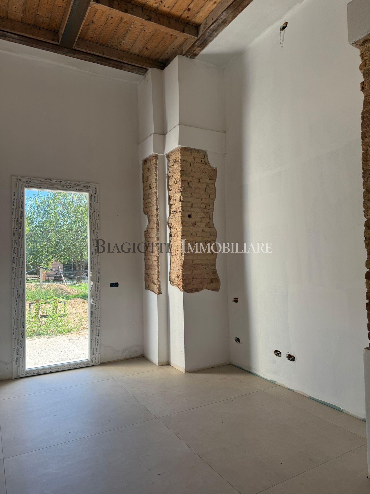 Quadrilocale con giardino, Livorno sorgenti