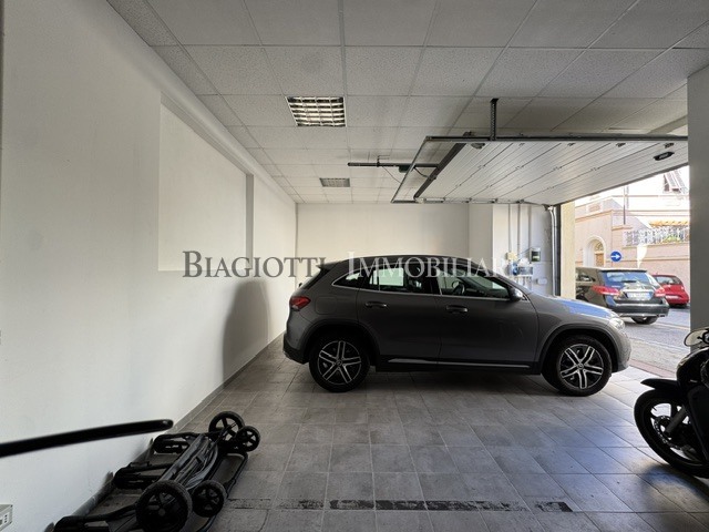 Box/Garage 70mq ristrutturato, Livorno antignano