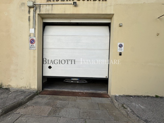 Box/Garage 70mq ristrutturato, Livorno antignano