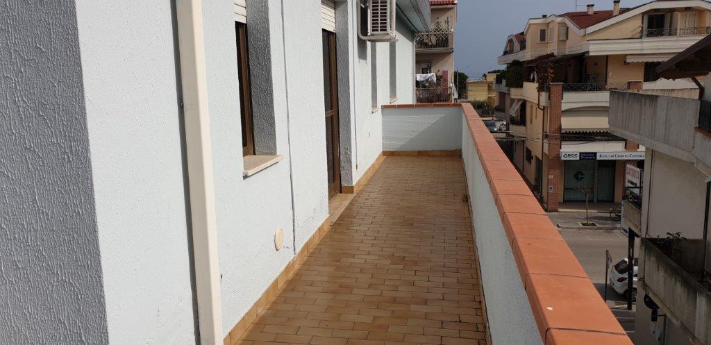 Quadrilocale arredato in affitto a Roseto degli Abruzzi