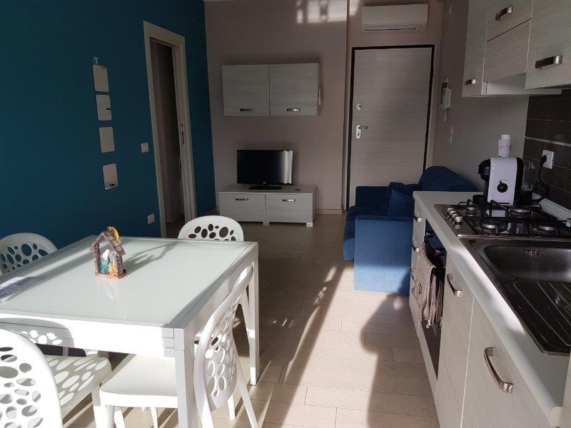 Bilocale arredato in affitto a Roseto degli Abruzzi