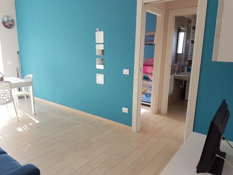 Bilocale arredato in affitto a Roseto degli Abruzzi