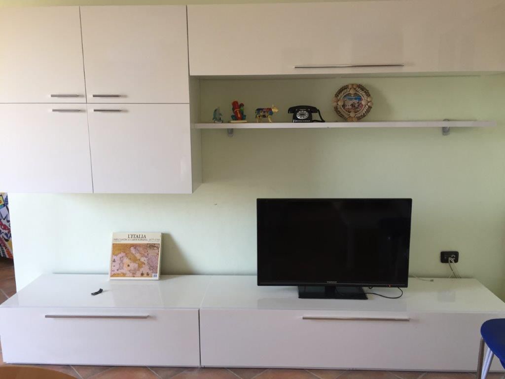 Trilocale arredato in affitto a Roseto degli Abruzzi