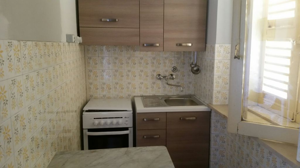 Quadrilocale arredato in affitto in via nazionale, Roseto degli Abruzzi