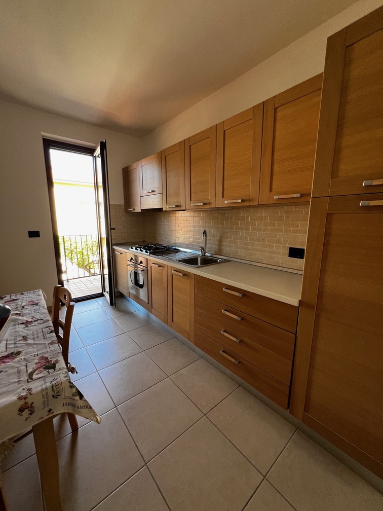 Bilocale arredato in affitto in via de amicis, Roseto degli Abruzzi