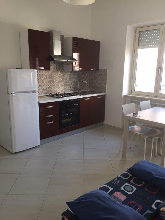 Trilocale arredato in affitto in via lincoln, Roseto degli Abruzzi