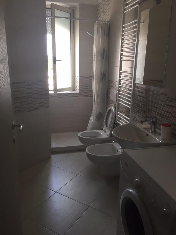 Trilocale arredato in affitto in via lincoln, Roseto degli Abruzzi