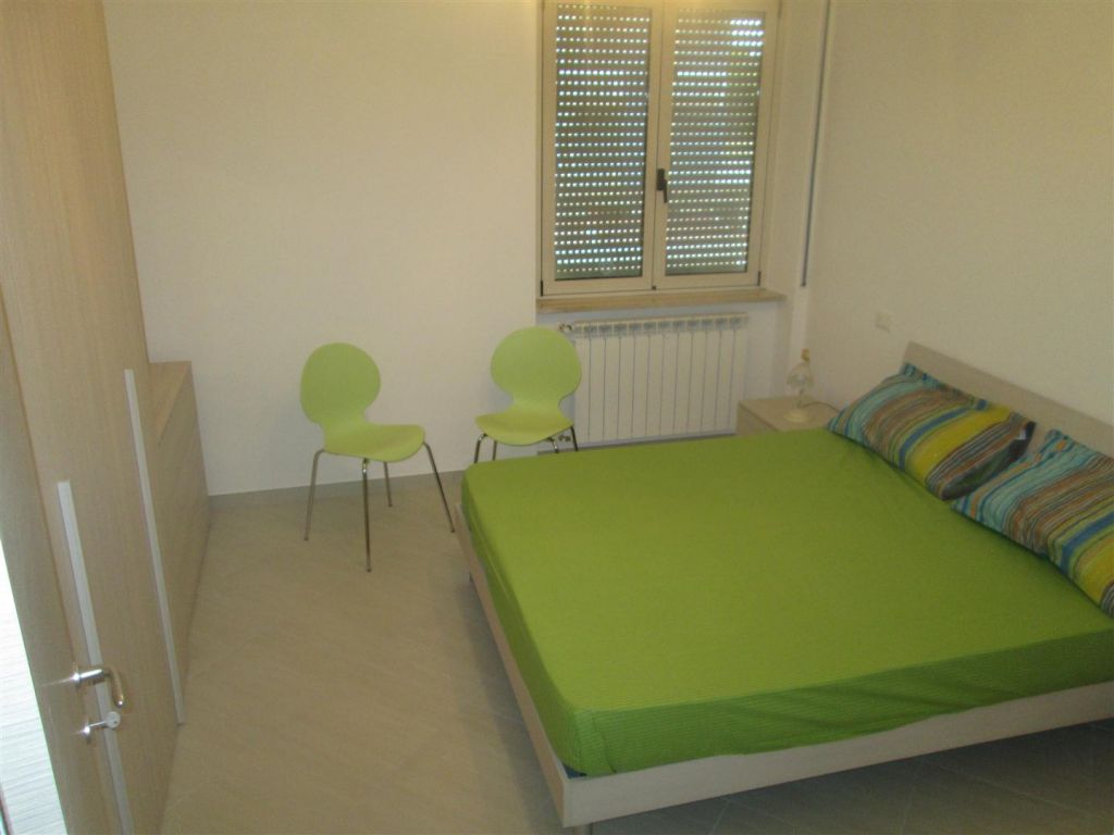 Trilocale arredato in affitto in via lincoln, Roseto degli Abruzzi