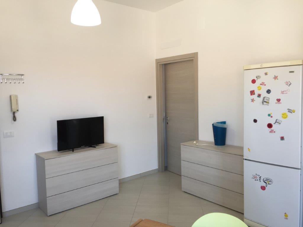 Trilocale arredato in affitto in via lincoln, Roseto degli Abruzzi