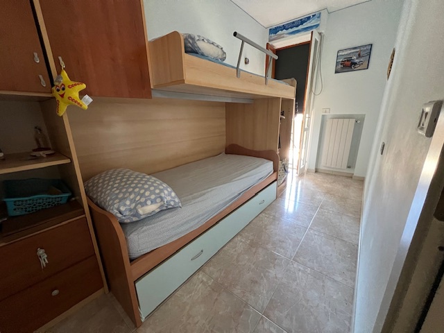 Trilocale arredato in affitto a Roseto degli Abruzzi